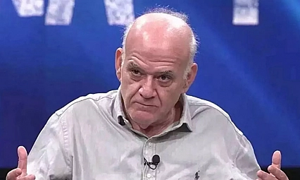 Ahmet Çakar kalp krizi şüphesiyle hastaneye kaldırıldı