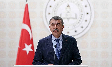 Bakan Tekin duyurdu! Velileri isyan ettiren uygulama tarih oluyor