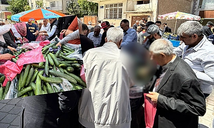 Elazığ'da 4 kilosunu 25 liradan sattı önünde kuyruklar oluştu