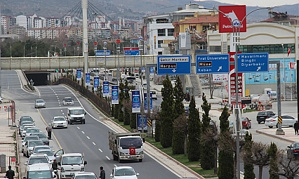 Elazığ'da fiyatlar düşecek, kuyruklar uzadıkça uzayacak!