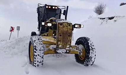Elazığ'da kapalı 320 köy yolunda çalışmalar sürüyor