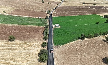 Elazığ'da kırsal yol çalışmaları aralıksız sürüyor