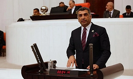 Erol: 'Elazığspor, kolay yoldan asla vazgeçmeyen bir şehrin takımıdır'