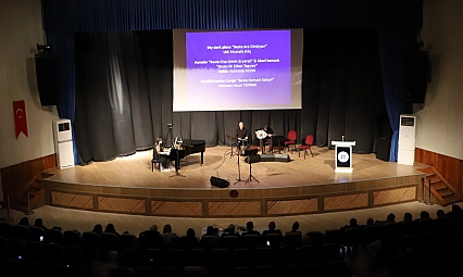 Fırat Üniversitesinde piyano eşliğinde eserler konseri düzenlendi