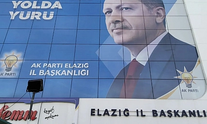 Süreci Reklama Çeviren Fırsatçılar