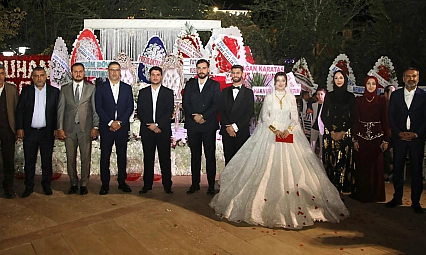 Tunç ve Durak ailelerinin mutlu günü