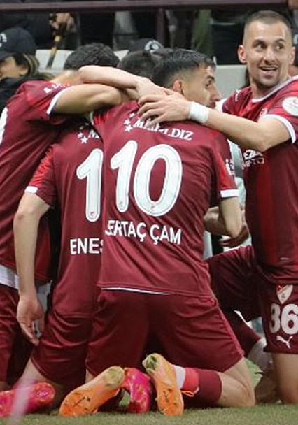 Elazığspor ile birlik ve dirliğini gösteren bir şehir…