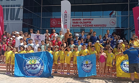 Elazığlı Sporcular Bölgesel Triatlon Ligi'nde kürsüye çıktı