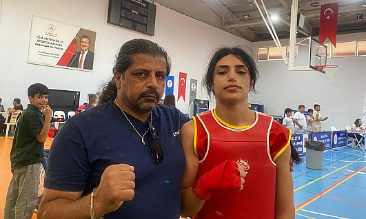 Elazığlı sporcular Malatya'da dört şampiyonlukla döndü