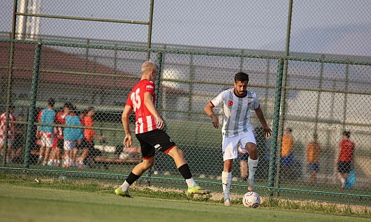 Elazığspor, hazırlık maçında Ayvalık Gücü Belediye Spor'u 2-1 mağlup etti