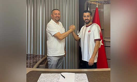 Elazığspor Onur Eriş'le sözleşme imzaladı