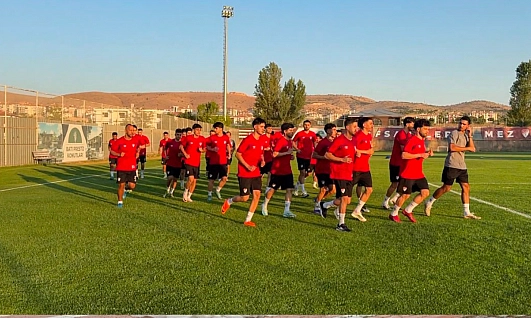 Elazığspor, Yeni Sezonun İlk Antrenmanını Gerçekleştirdi