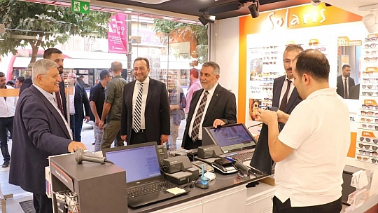 Milletvekili Ağar, Ak Parti Genel Başkan Yardimcisi Demiröz İle Esnafi Ziyaret Etti