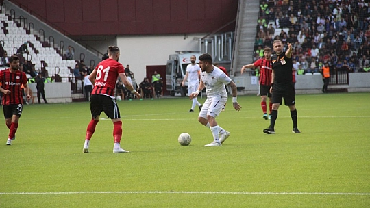 Yeni evde ilk hüzün!