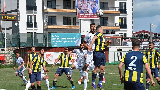 Gakgoş kümede kaldı, bayram yaşattı