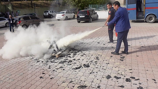 F.Ü. Hastanesinde Yangın Eğitimi ve Uygulamalı Tatbikat Çalışması Yapıldı