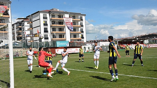 Gakgoş kümede kaldı, bayram yaşattı