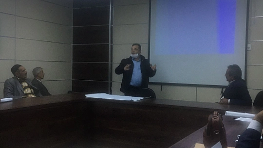 Arıcak ve Alacakaya İlçelerinde Muhtarlara Yönelik Bilgilendirme Toplantısı Yapıldı