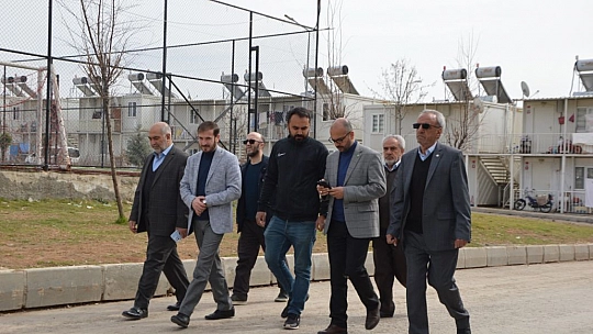 HÜDA PAR Genel Başkan Yardımcısı Av. Mahmut ŞAHİN Konteyner kenti ziyaret etti