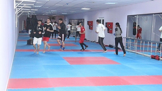 Elazığ'ın demir yumrukları!