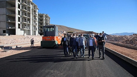 Yemişlik deprem konutları proje alanlarında inceleme