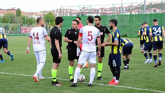 Gakgoş kümede kaldı, bayram yaşattı