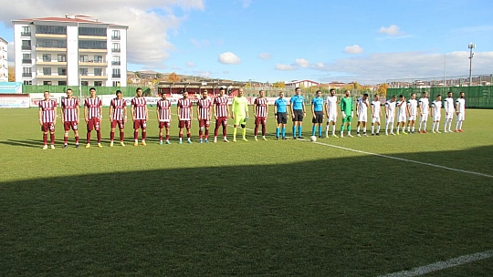 Golcü girdi, fişi çekti!