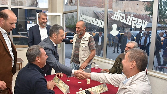 Ak Parti Seçim Çalışmalarını Sürdürüyor