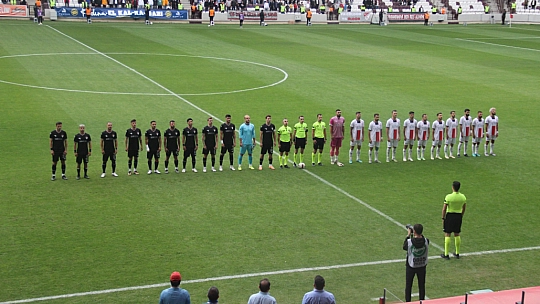 İlklerin maçında kazanan Gakgo!