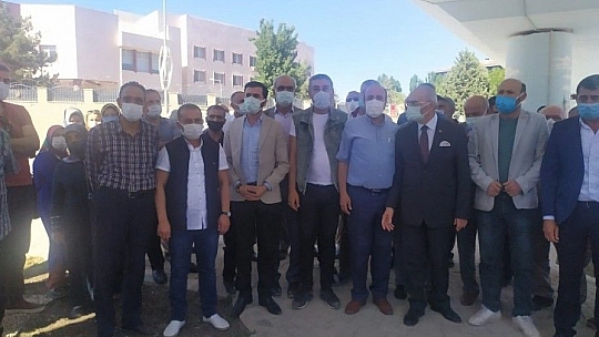 Muhtarlar, Esnaf Odaları ve Vatandaşlardan ortak tepki: 'Taleplere Cevap Yok!'