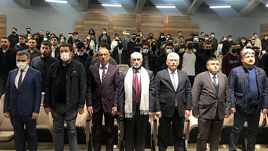 Türk Veteriner Hekimleri Birliği Merkez Konsey Başkanı Ali Eroğlu, Fırat Üniversitesi Veteriner Fakültesi Öğrencileriyle Bir Araya Geldi