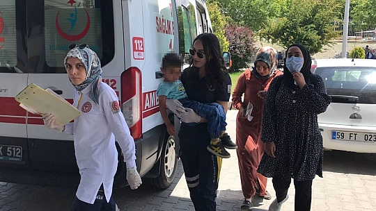 3 yaşındaki çocuğu kene ısırdı, ailesi eliyle çıkardı, semptomlar 5 gün sonra ortaya çıktı