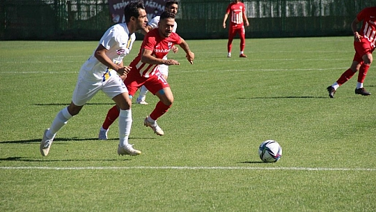 Karakoçlar evinde kral!