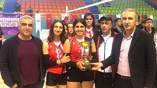 Voleybol müsabakaları sona erdi