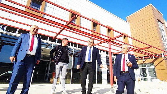 İl Sağlık Müdürü Prof. Dr. Cahit Polat Yapımı Devam Eden Sağlık Tesisi Binalarının inşaat Alanlarını Ziyaret Etti