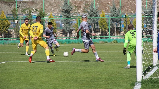 Gakgo 'çizgileri' geçemedi!