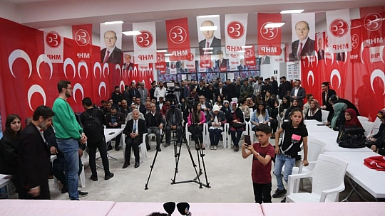 MHP'den Görkemli Açılış