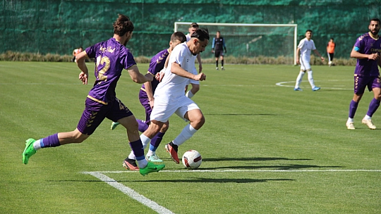 23 Elazığ FK, 90+4'te lige tutundu!