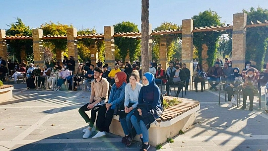 Fırat Üniversitesi Kampüsünden Piyano Sesleri Yükseldi