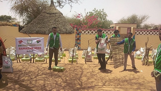 İHH'dan Sudan Müslümanlarına Yardım ve İftar