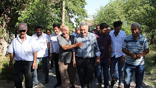 AK Parti Elazığ İl Başkanı Şerafettin Yıldırım'a Sedeftepe köyünde yoğun ilgi