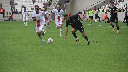 İlklerin maçında kazanan Gakgo!