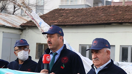 Elazığ'da Vişne Fidanı Dağıtıldı