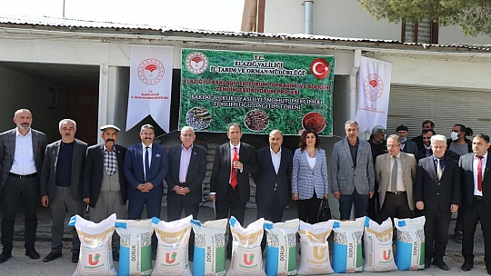 Elazığ'da Çiftçiye Tohum Desteği
