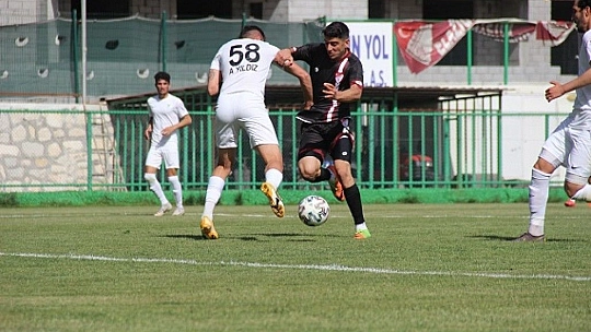 Ömer attı, fark 4'e indi!