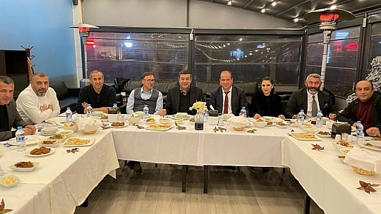 KKTC Elazığ Derneği Üyeleri Yemekte Buluştu