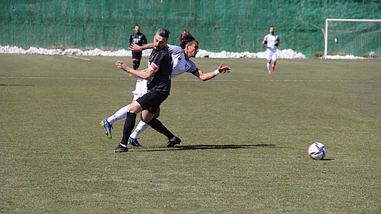 Gakgoş 90+7'de puanı kaptı!