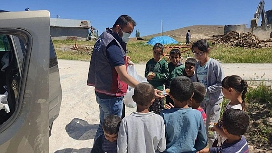 İl Özel İdaresi Ekiplerinden Yürek Isıtan Faaliyetler