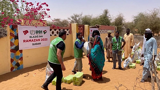 İHH'dan Sudan Müslümanlarına Yardım ve İftar
