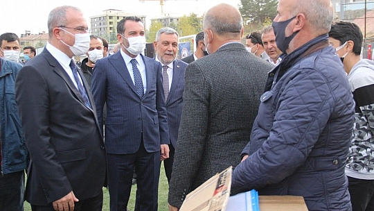 Gelenek bu yıl da bozulmadı